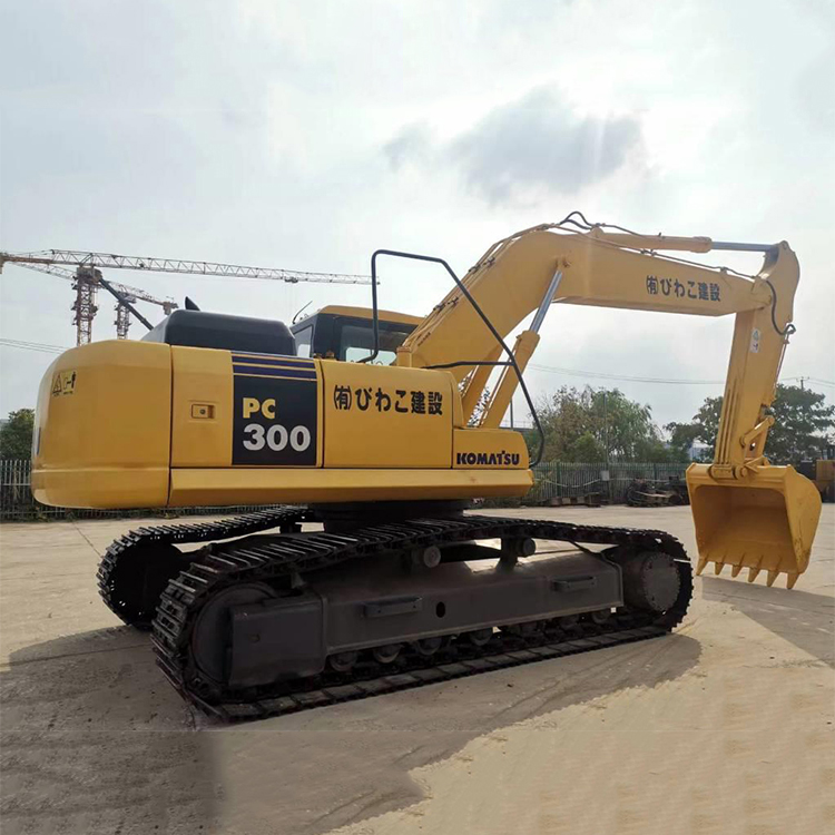 Used KOMATSU PC300